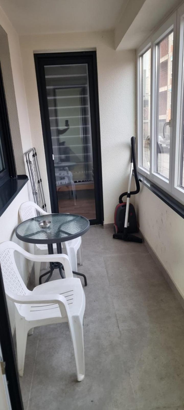 Vlyche Apartment Free Parking Nis Luaran gambar